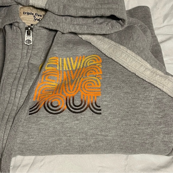 Triple Five Soul Grey hoodie full zip womens Large - Picture 3 of 9